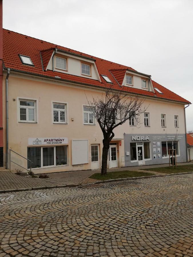 Apartmány pod Divadlem Znojmo Esterno foto