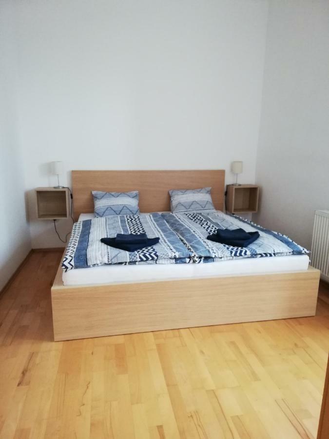 Apartmány pod Divadlem Znojmo Esterno foto
